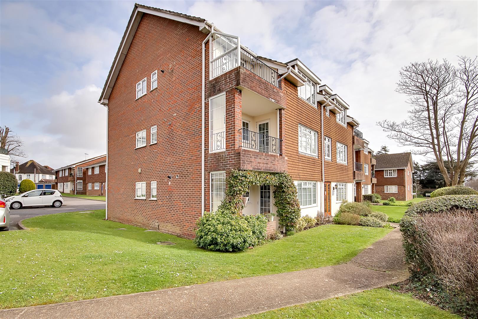 Flat - Purpose Built | Lamorna Grove, Worthing, BN14 | Let Agreed